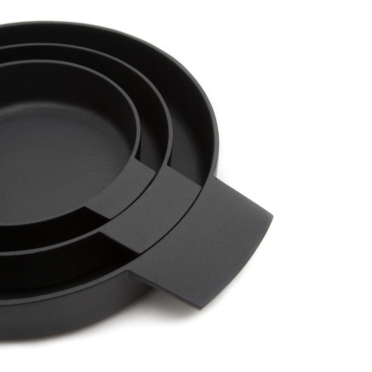 Kuminabe Cast Iron Pan - Image 4
