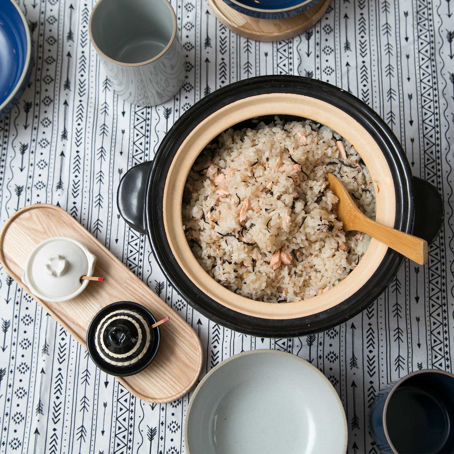 Kamado-san, Donabe Rice Cooker - Black - Image 3