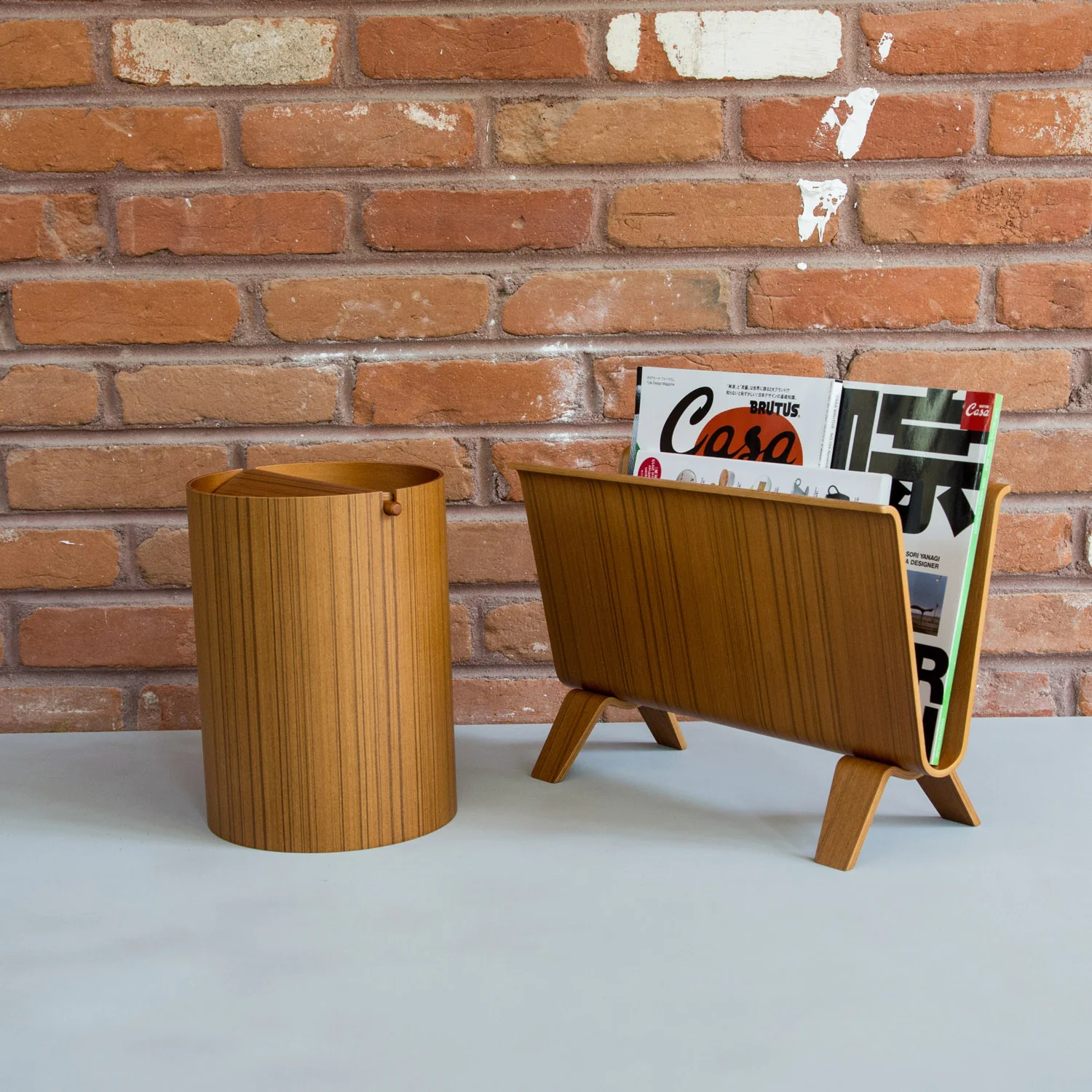 Waste Basket With Lid - Small - Image 3